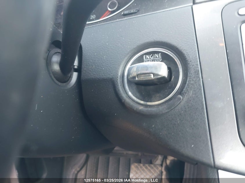 2010 Volkswagen Passat 2.0T VIN: WVWAK9ANXAE163014 Lot: 12575165