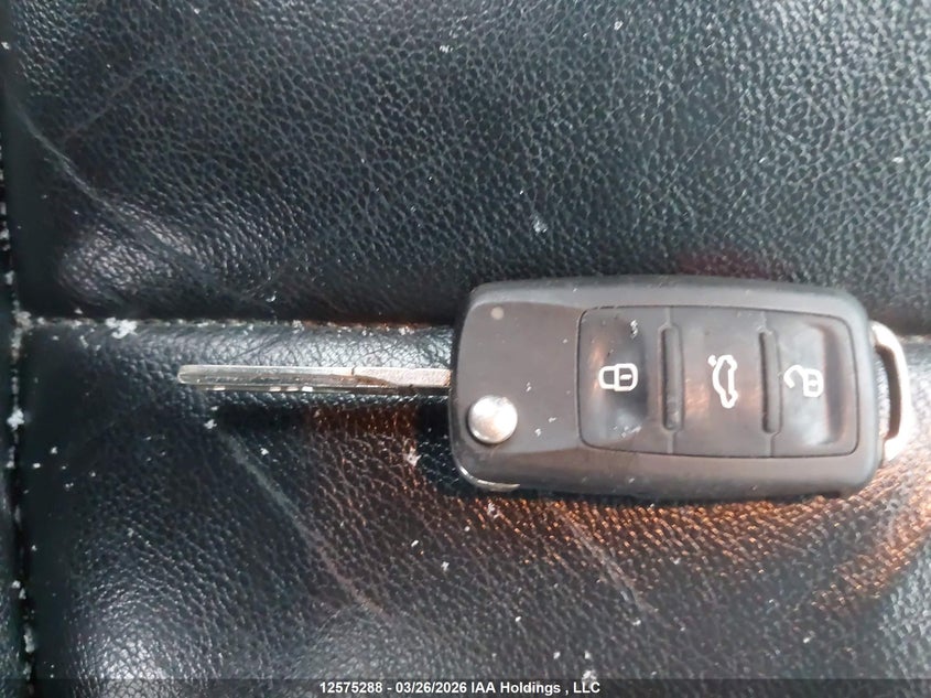 2013 Volkswagen Golf 2.5L Comfortline/2.5L Highline/2.5L Trendline/Wolfsburg Edition 2.5L VIN: WVWCA7AJ3DW119562 Lot: 12575288