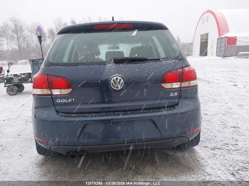 2013 Volkswagen Golf 2.5L Comfortline/2.5L Highline/2.5L Trendline/Wolfsburg Edition 2.5L VIN: WVWCA7AJ3DW119562 Lot: 12575288