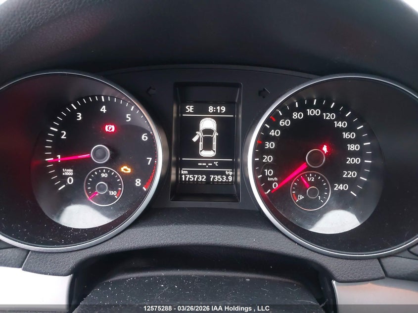 2013 Volkswagen Golf 2.5L Comfortline/2.5L Highline/2.5L Trendline/Wolfsburg Edition 2.5L VIN: WVWCA7AJ3DW119562 Lot: 12575288