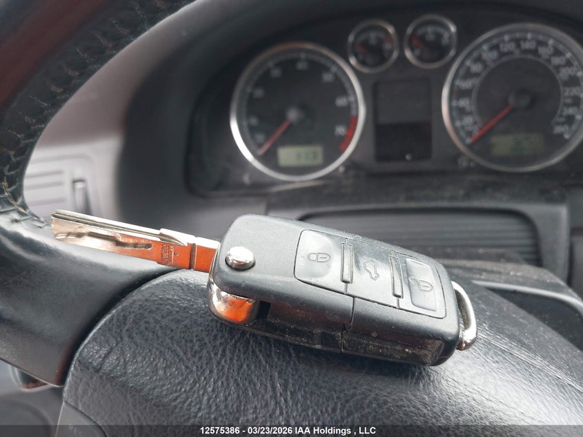 2004 Volkswagen Passat Gls 1.8T VIN: WVWVD63B74E288277 Lot: 12575386