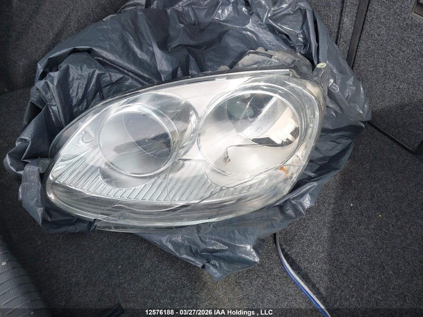 2007 Volkswagen Rabbit 5-Door VIN: WVWDR71K87W110012 Lot: 12576188