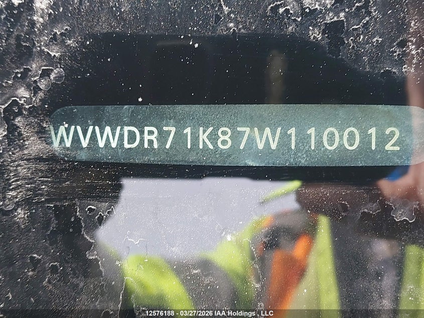 2007 Volkswagen Rabbit 5-Door VIN: WVWDR71K87W110012 Lot: 12576188