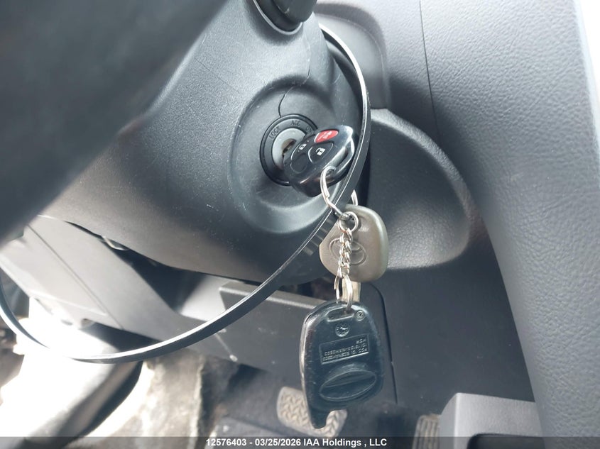 2011 Toyota Yaris VIN: JTDBT4K3XB1412602 Lot: 12576403