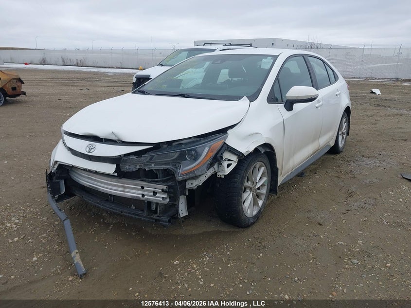 2020 Toyota Corolla, Front, IAAI, VIN 5YFB4RBE8LP027399 — photo 2