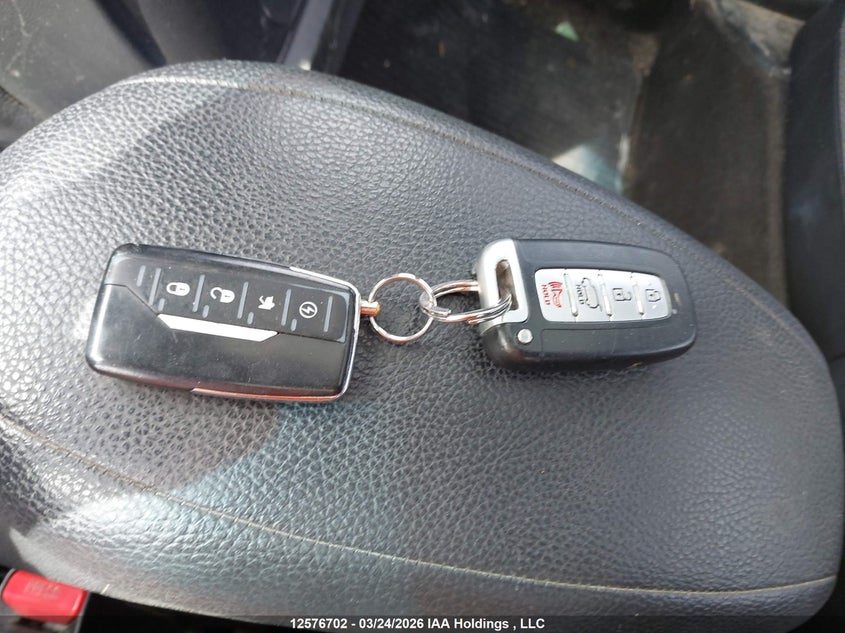 2014 Hyundai Veloster VIN: KMHTC6AD0EU197661 Lot: 12576702