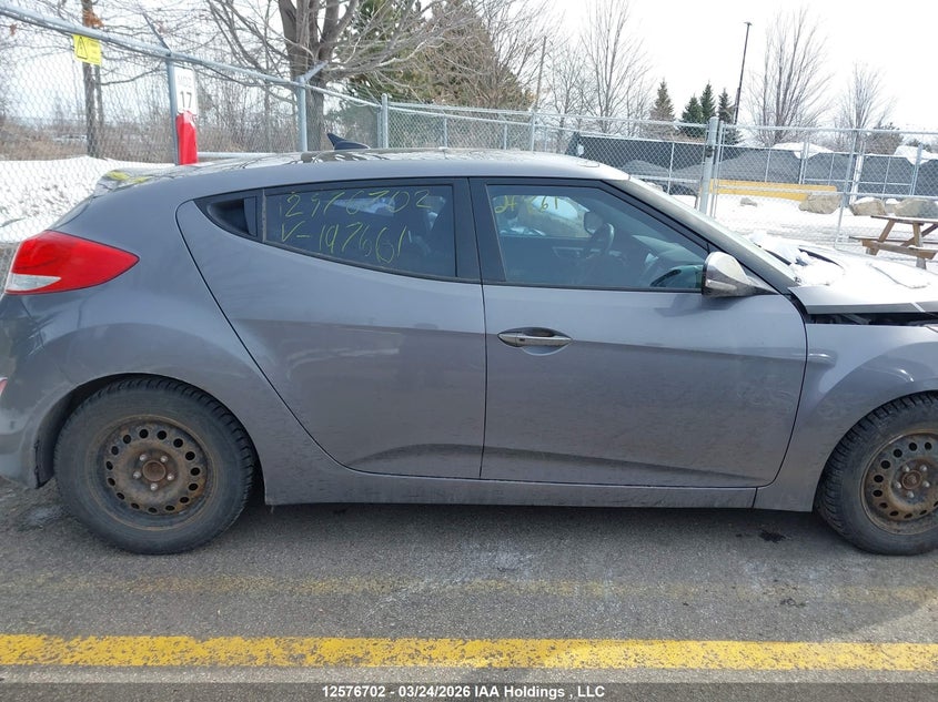 2014 Hyundai Veloster VIN: KMHTC6AD0EU197661 Lot: 12576702