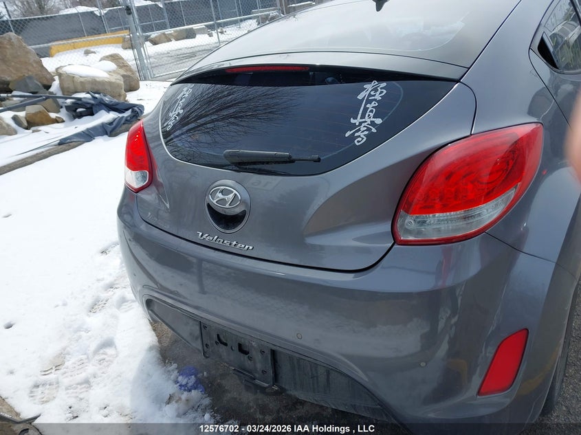2014 Hyundai Veloster VIN: KMHTC6AD0EU197661 Lot: 12576702