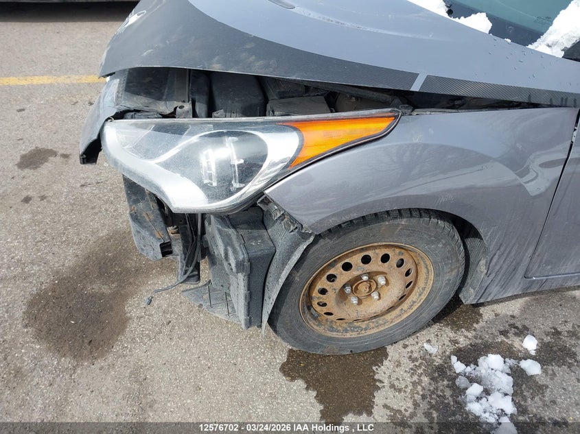 2014 Hyundai Veloster VIN: KMHTC6AD0EU197661 Lot: 12576702