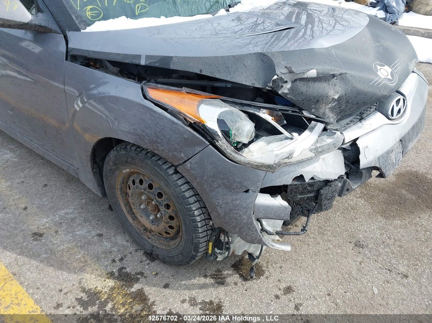 2014 Hyundai Veloster VIN: KMHTC6AD0EU197661 Lot: 12576702