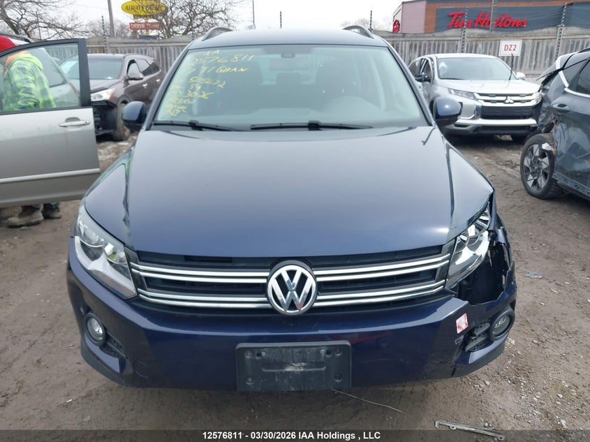 2017 Volkswagen Tiguan Trendline VIN: WVGHV7AX1HW505672 Lot: 12576811