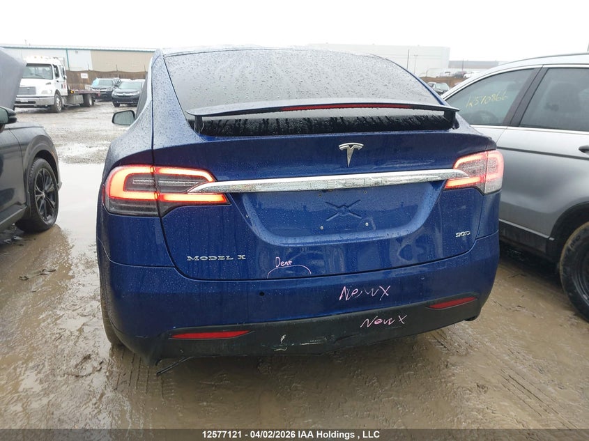 2016 Tesla Model X 60D/70D/75D/90D/P100D VIN: 5YJXCBE25GF016055 Lot: 12577121
