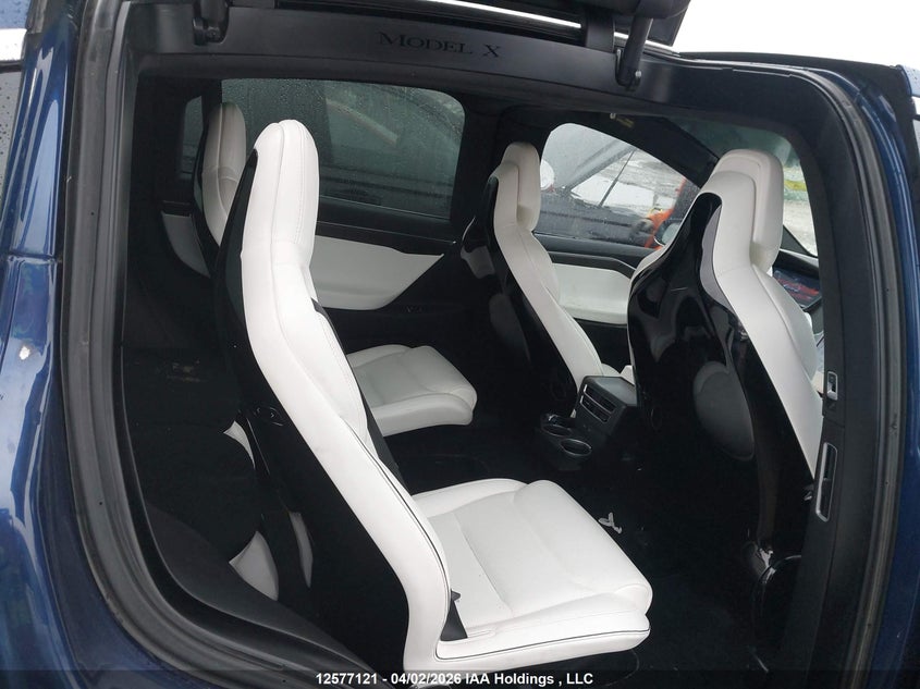 2016 Tesla Model X 60D/70D/75D/90D/P100D VIN: 5YJXCBE25GF016055 Lot: 12577121