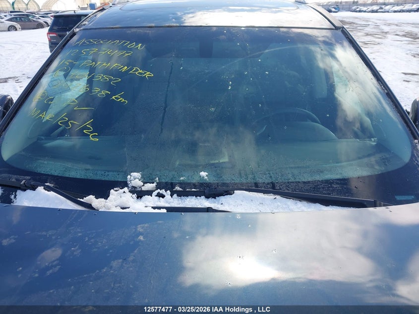 2015 Nissan Pathfinder S/Sv/Sl/Platinum VIN: 5N1AR2MM0FC704382 Lot: 12577477