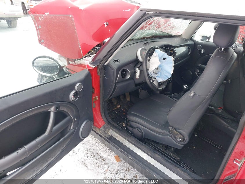 2005 Mini Cooper Classic VIN: WMWRC33505TK61509 Lot: 12578194