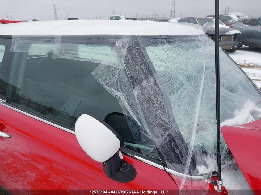 2005 Mini Cooper Classic VIN: WMWRC33505TK61509 Lot: 12578194