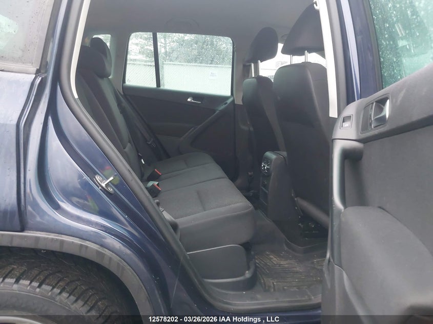 2016 Volkswagen Tiguan Comfort/High/R-Line/Sp Ed VIN: WVGJV7AX3GW010650 Lot: 12578202