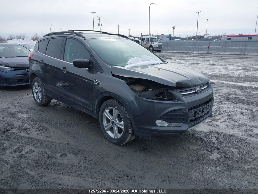 2015 FORD ESCAPE SE