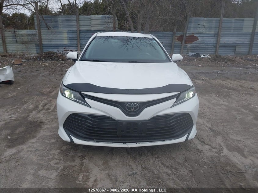 2018 Toyota Camry Le VIN: 4T1B11HK9JU029844 Lot: 12578867