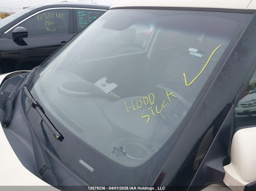 2011 Kia Soul 2.0L 2U/2.0L 4U/2.0L 4U Burner/2.0L 4U Luxury/2.0L 4U Retro/2.0L 4U Sx VIN: KNDJT2A23B7713296 Lot: 12579236