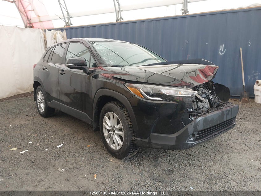 7MUCAABG6RV108648 TOYOTA COROLLA CROSS Photo 1