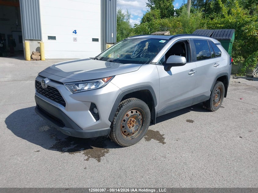 2021 Toyota RAV 4, Theft Recovery, IAAI, VIN 2T3R1RFV9MC254594 — photo 2