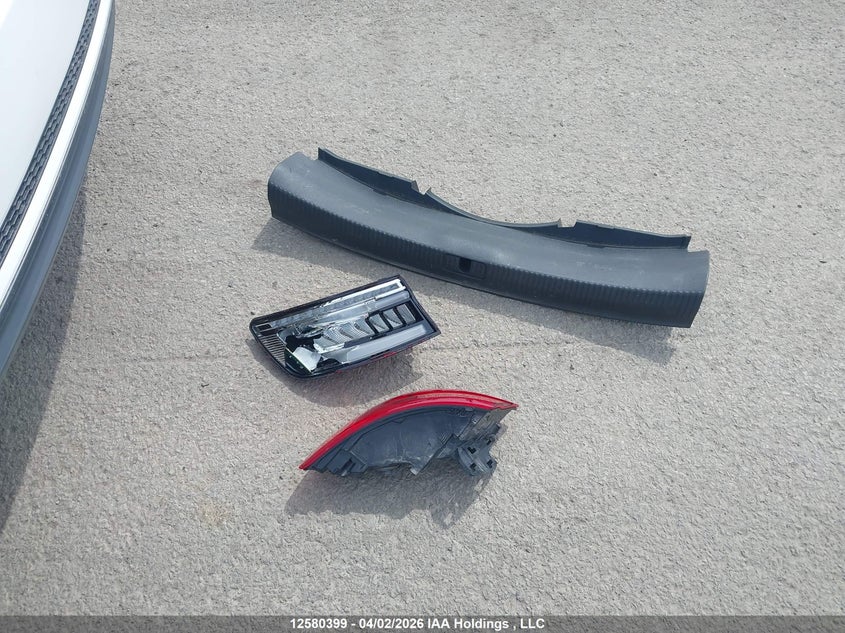 2017 Audi A4 VIN: WAUENAF49HN062631 Lot: 12580399