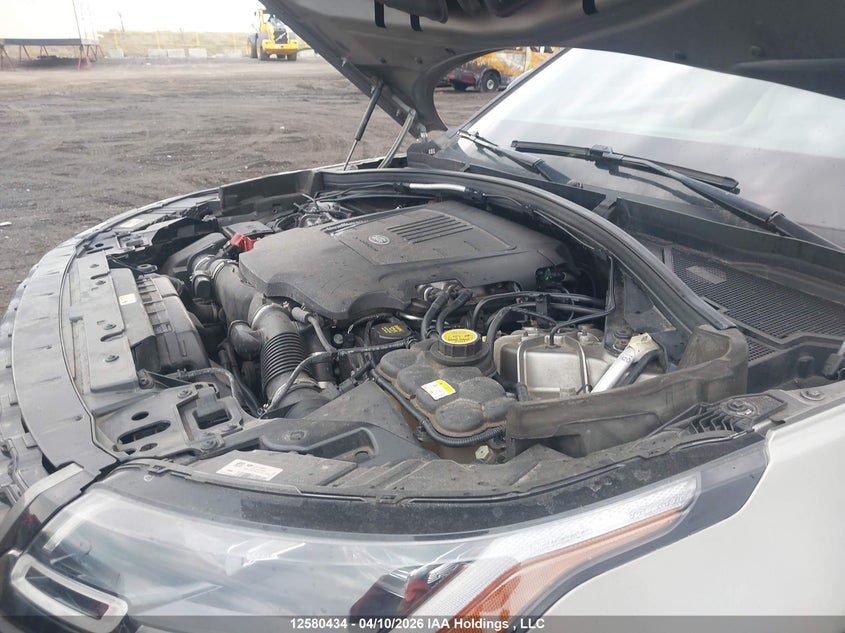 2018 Land Rover Range Rover Velar P380 First Edition/P380 Hse R-Dynamic VIN: SALYM2RV5JA738575 Lot: 12580434