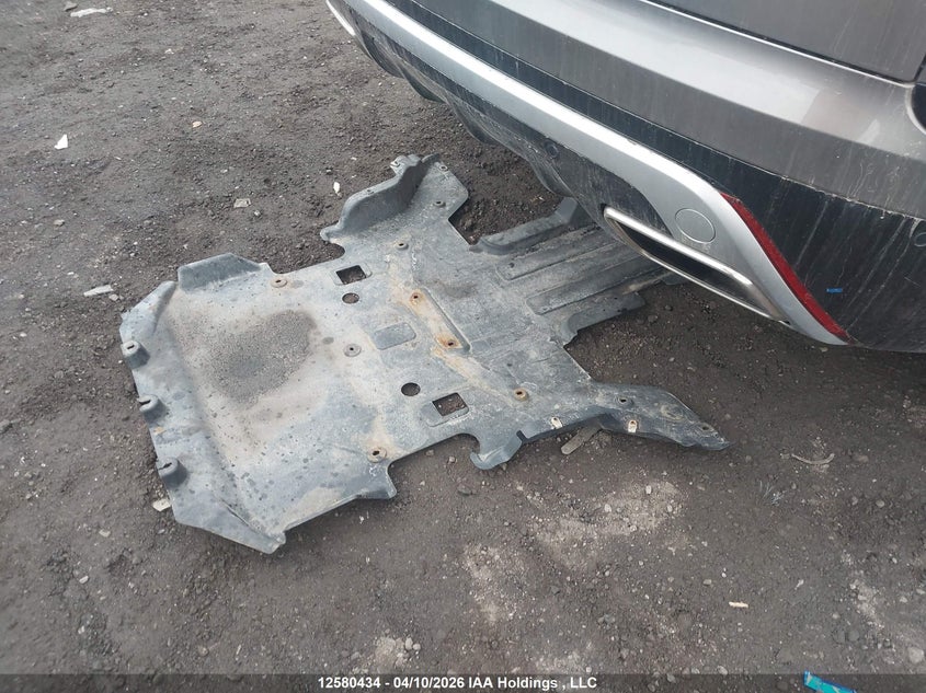 2018 Land Rover Range Rover Velar P380 First Edition/P380 Hse R-Dynamic VIN: SALYM2RV5JA738575 Lot: 12580434