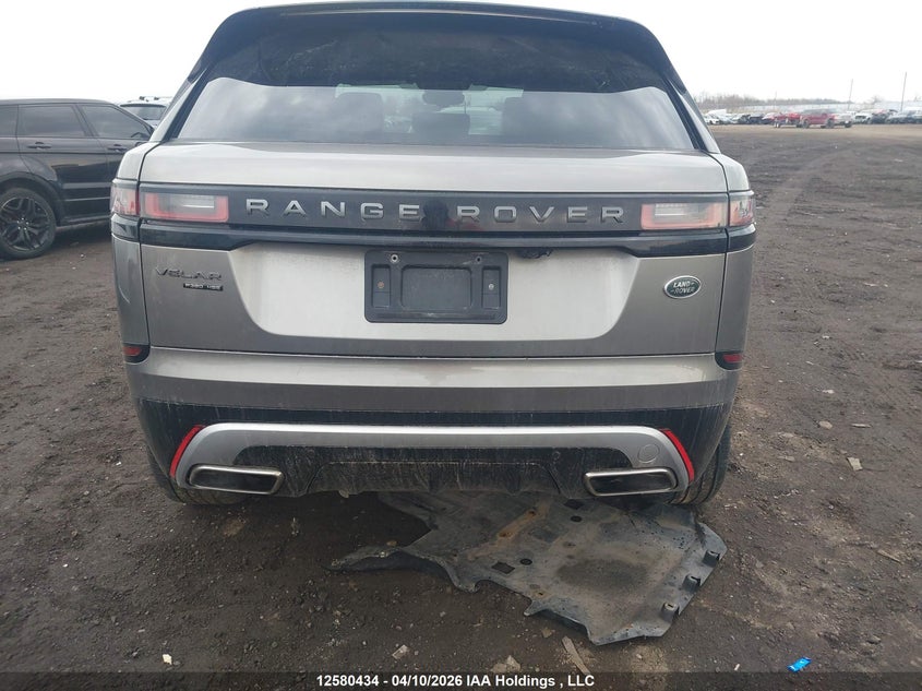 2018 Land Rover Range Rover Velar P380 First Edition/P380 Hse R-Dynamic VIN: SALYM2RV5JA738575 Lot: 12580434