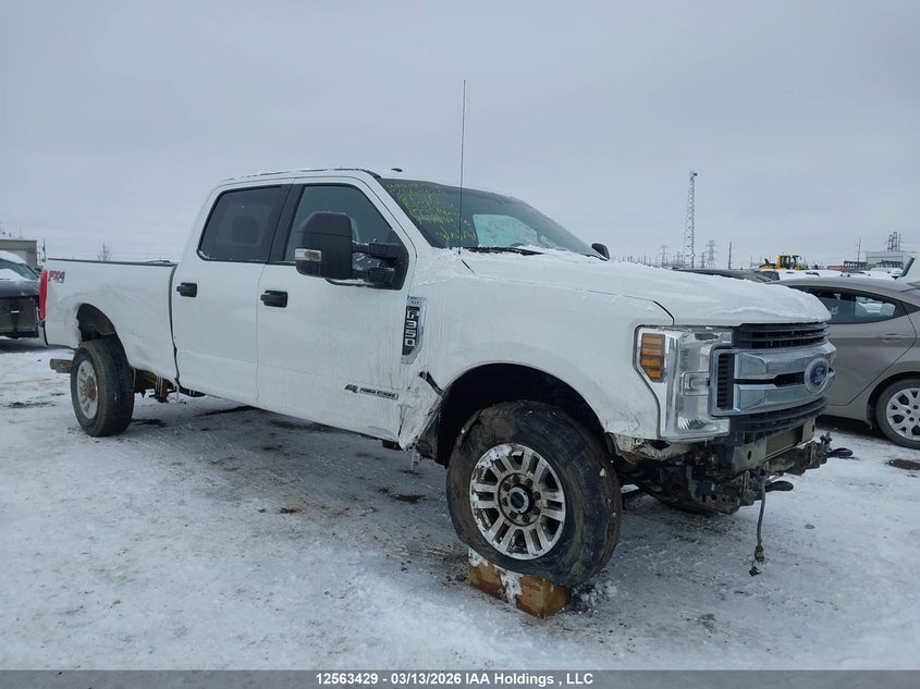 2018 FORD F-350 XLT