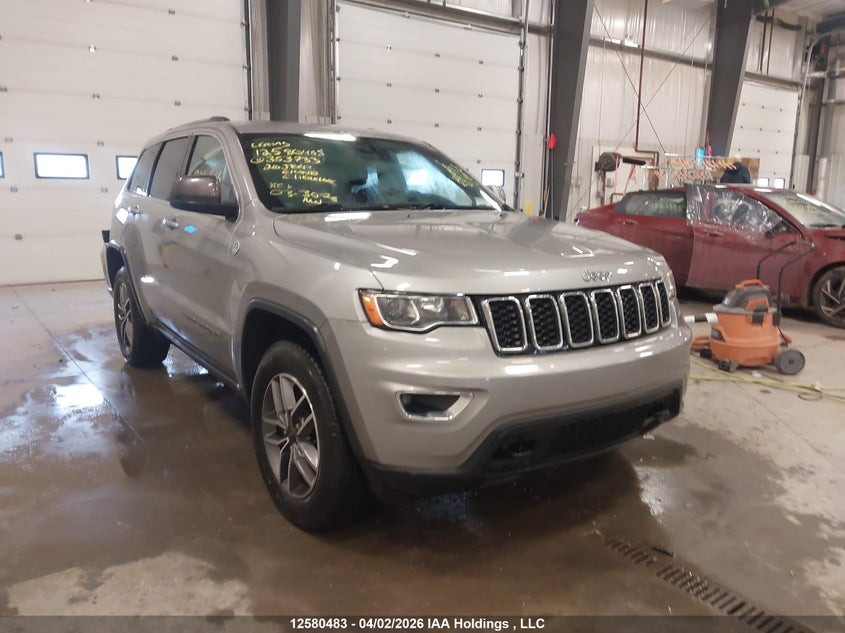 2020 Jeep Grand Cherokee Laredo