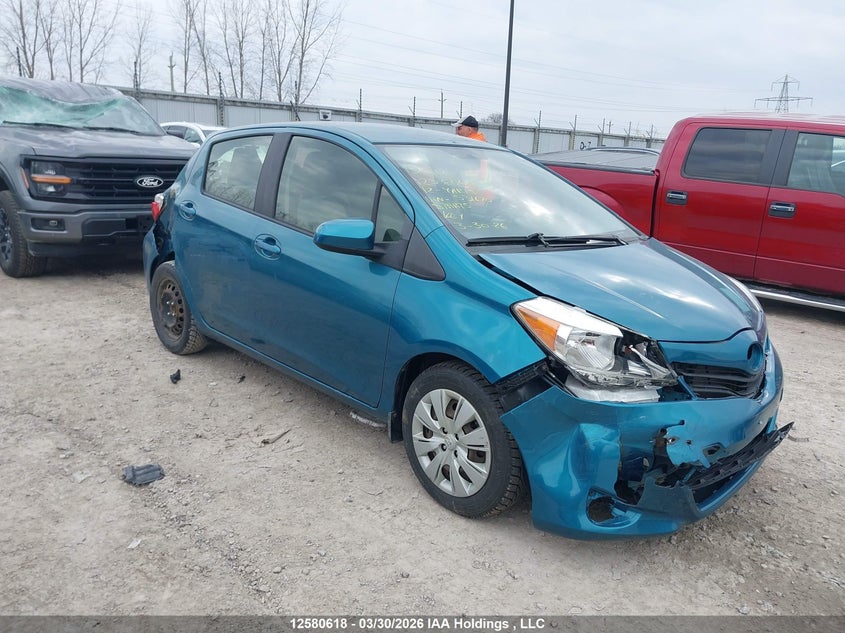 Vin: jtdktud31cd531670, lot: 2975898, toyota yaris 2012 img_1