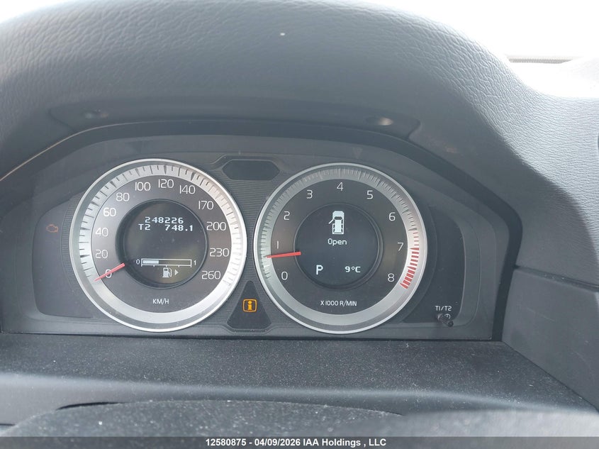 2012 Volvo Xc70 T6/T6 Platinum/T6 Premier Plus VIN: YV4902BZ9C1139229 Lot: 12580875