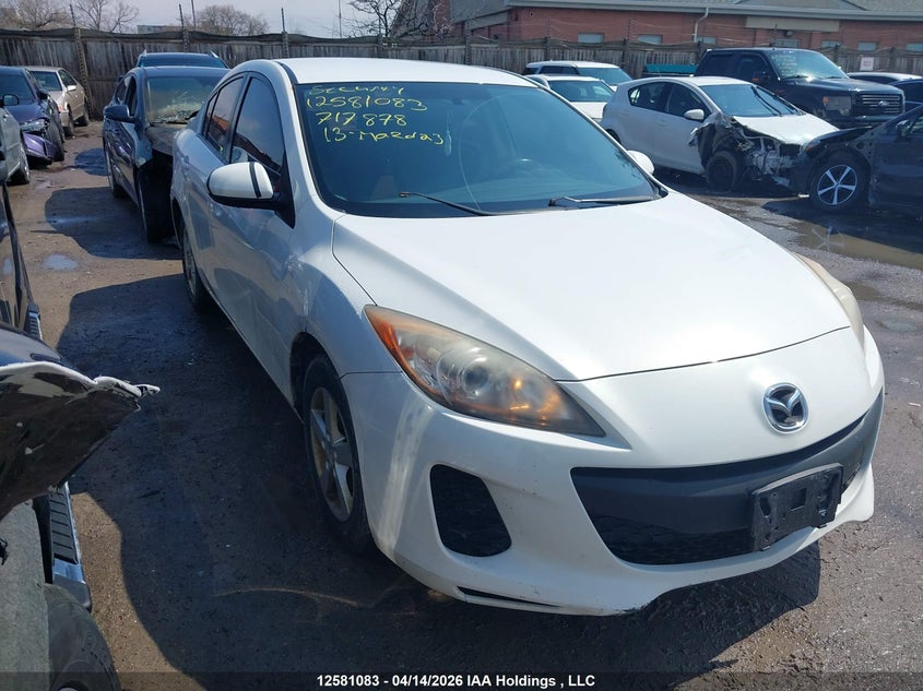 JM1BL1UF8D1717878 MAZDA MAZDA3 Photo 1