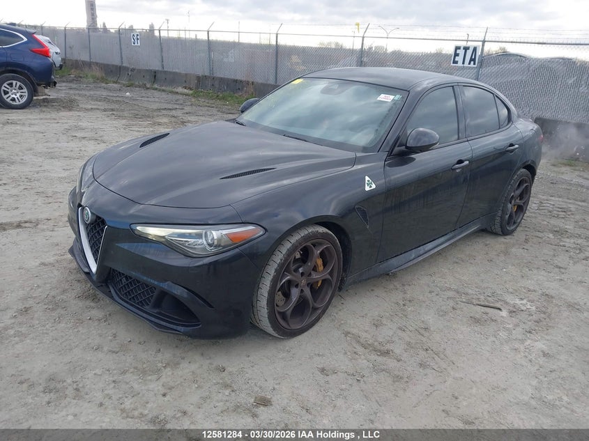Vin: zarfaeav6h7555901, lot: 2976635, alfa romeo giulia quadrifoglio 20172