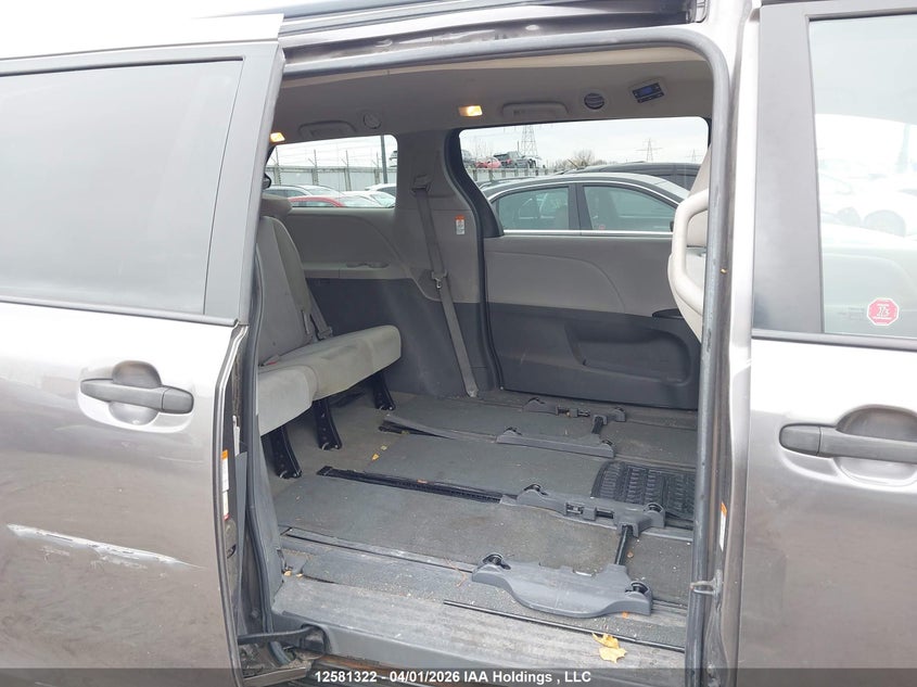 2015 Toyota Sienna VIN: 5TDZK3DC3FS620113 Lot: 12581322