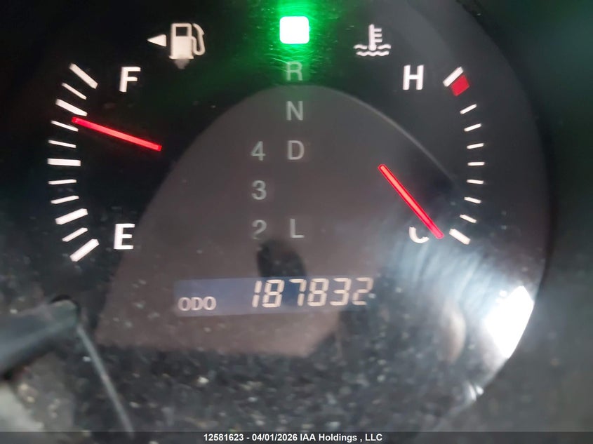 2005 Lexus Es 330 VIN: JTHBA30G955088236 Lot: 12581623