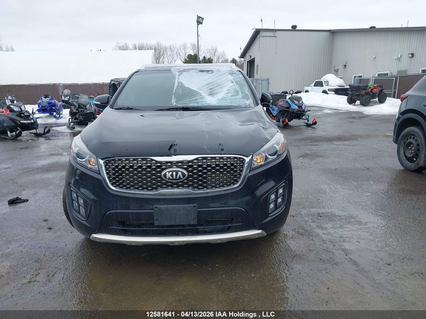 2018 Kia Sorento 2.0L Sx VIN: 5XYPKDA13JG372029 Lot: 12581641