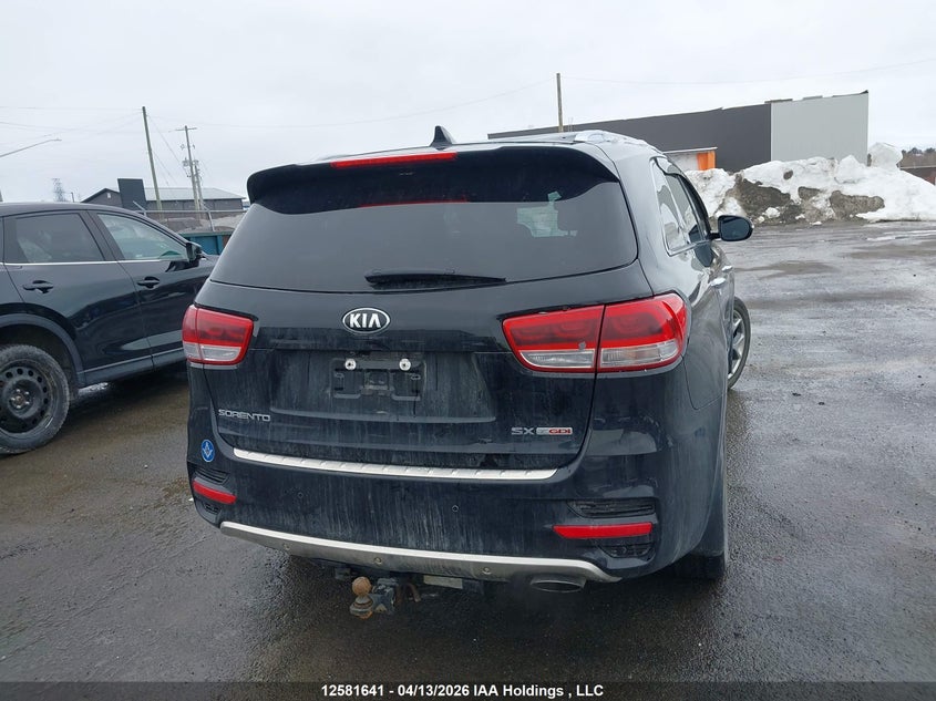 2018 Kia Sorento 2.0L Sx VIN: 5XYPKDA13JG372029 Lot: 12581641