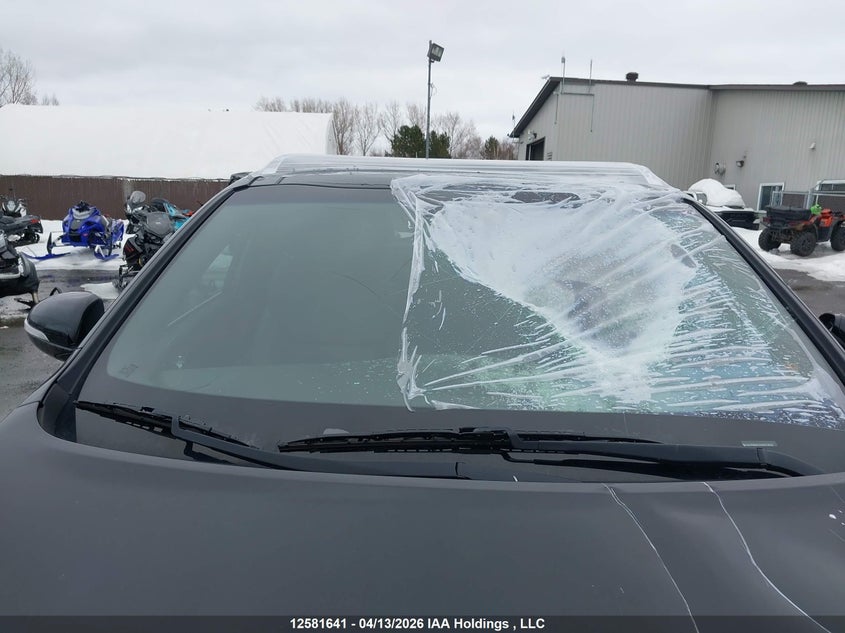 2018 Kia Sorento 2.0L Sx VIN: 5XYPKDA13JG372029 Lot: 12581641