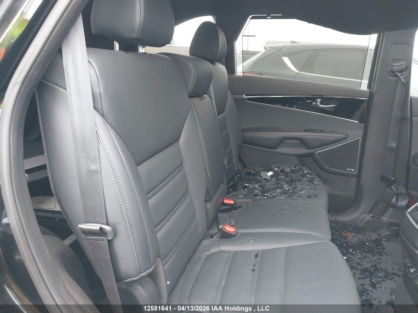 2018 Kia Sorento 2.0L Sx VIN: 5XYPKDA13JG372029 Lot: 12581641