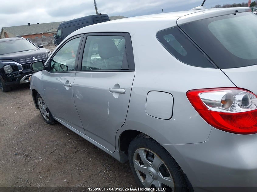 2010 Toyota Matrix VIN: 2T1KU4EE0AC261936 Lot: 12581651