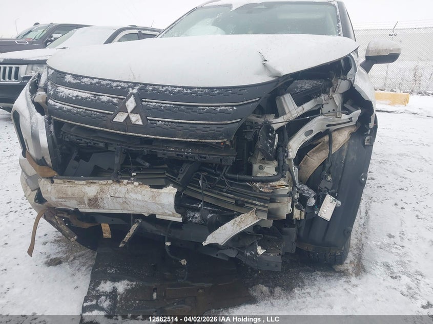 2022 Mitsubishi Outlander Se/Black Edition VIN: JA4J4UA85NZ606721 Lot: 12582514