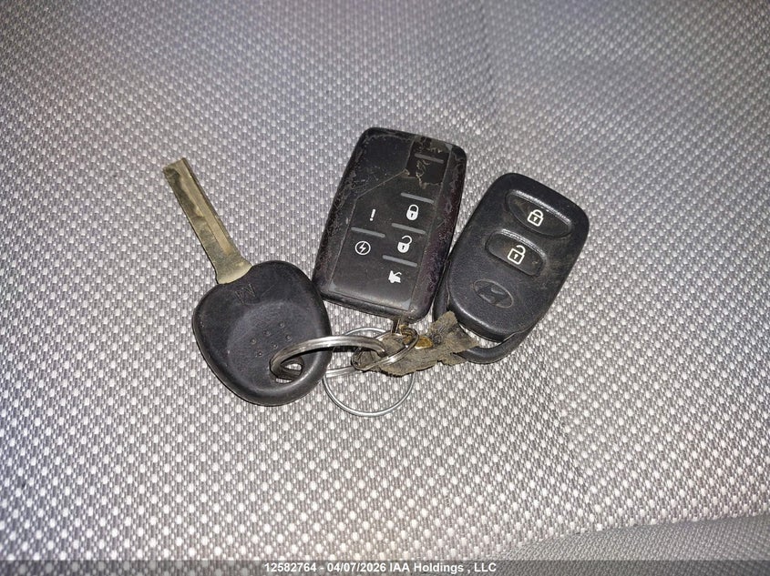 2014 Hyundai Accent VIN: KMHCT4AE2EU749576 Lot: 12582764