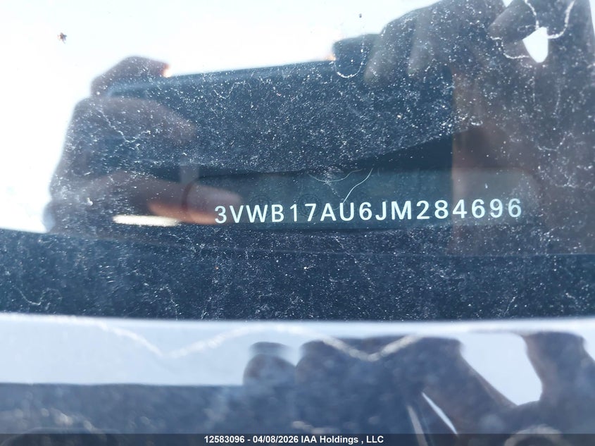 2018 Volkswagen Golf 1.8 Tsi Comfortline/1.8 Tsi Highline/1.8 Tsi Trendline VIN: 3VWB17AU6JM284696 Lot: 12583096