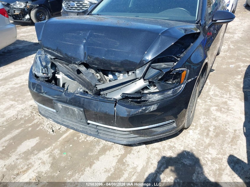 2018 Volkswagen Golf 1.8 Tsi Comfortline/1.8 Tsi Highline/1.8 Tsi Trendline VIN: 3VWB17AU6JM284696 Lot: 12583096