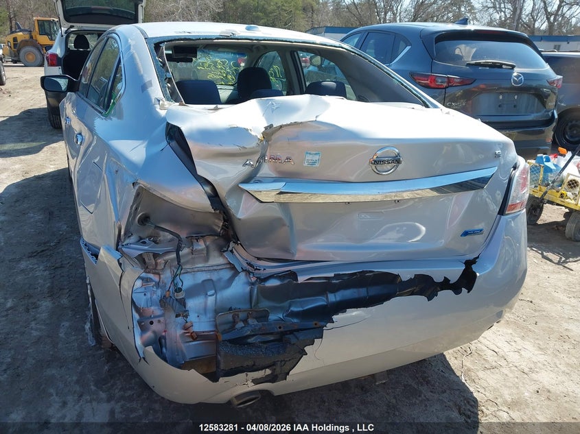 2015 Nissan Altima 2.5/S/Sv/Sl VIN: 1N4AL3AP4FN876581 Lot: 12583281