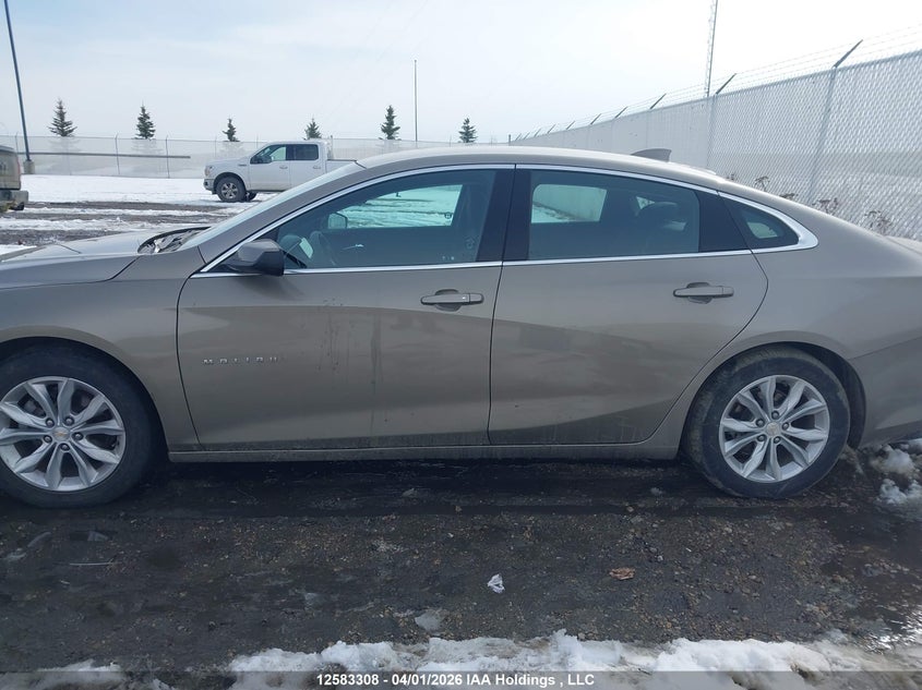1G1ZD5ST6NF180212 Chevrolet MALIBU LT