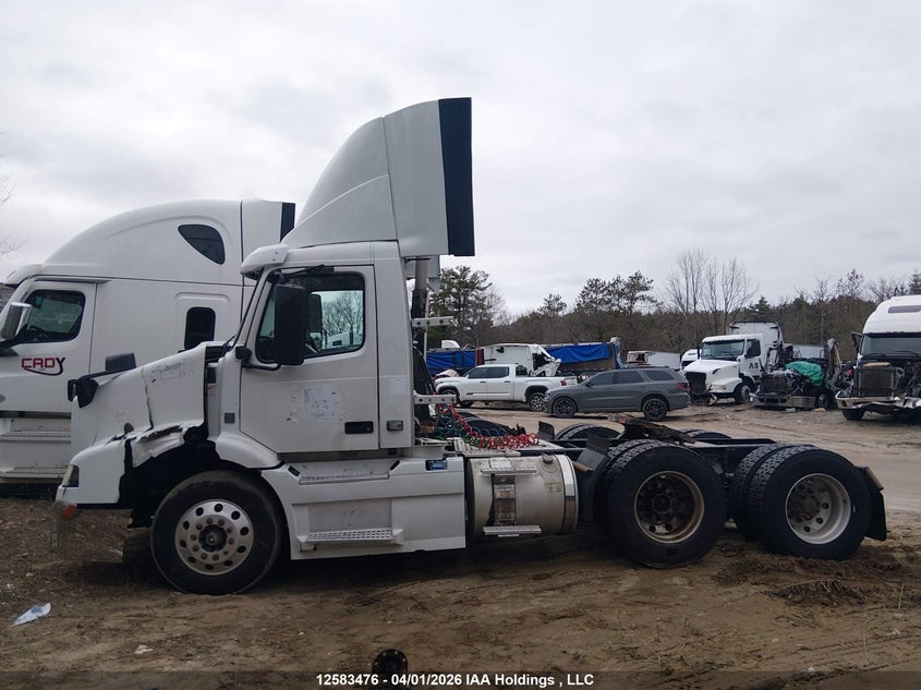2018 Volvo Vnm VIN: 4V4MC9EHXJN885893 Lot: 12583476